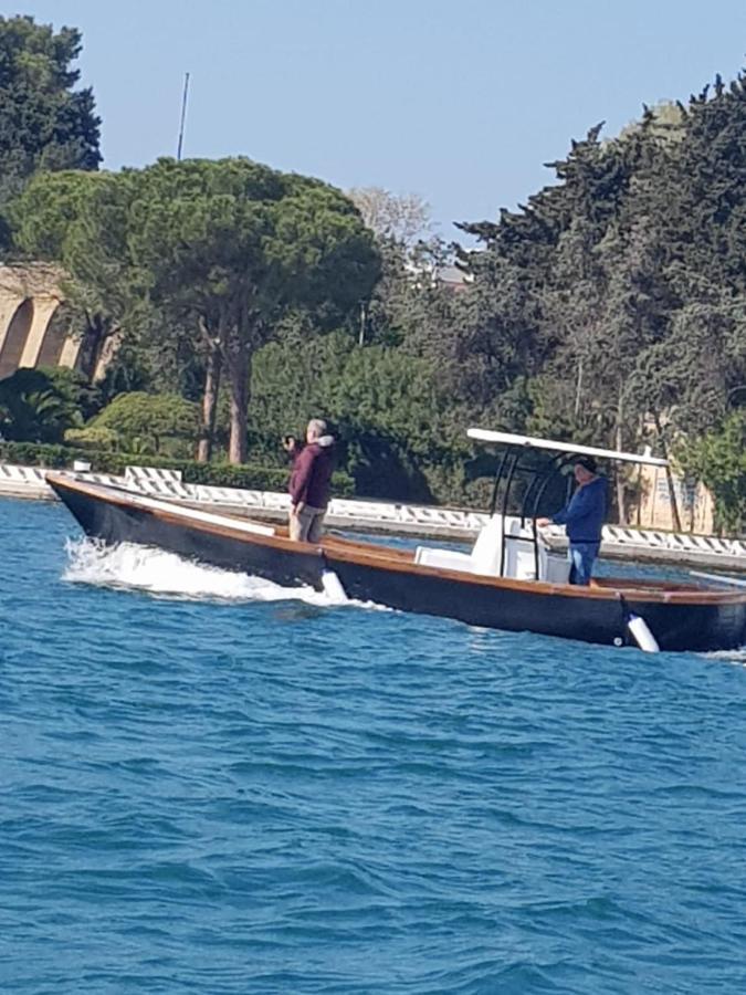 La Tana Del Pescatore Brindisi Dış mekan fotoğraf
